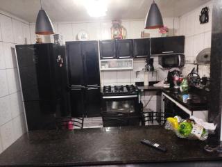 Casa com dois quartos completa - 2