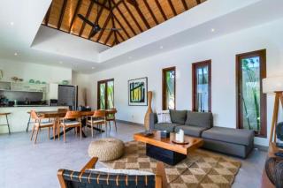 Lucia Spacious 3 BR Private Pool Villa ZN343 - 4