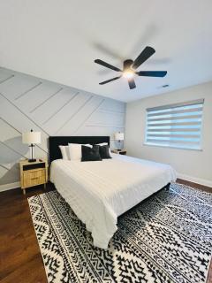 Pickleball , Pool , Bkyd Oasis , Centrally Located - 8