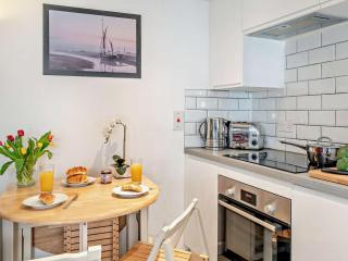 2 Bed in Blakeney 78478 - 2
