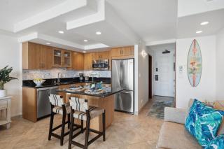 Papakea A306 · Papakea A306 Remodel Oceanfront Studio Getaway - 9