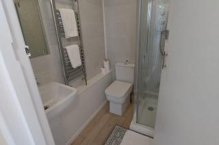 Seaside Escape 2-Bed maisonette Flat - Ev22kwh - 8