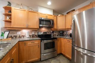 Glacier Lodge 216 by Outpost Whistler - 9