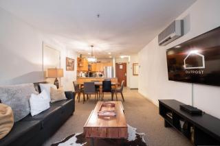 Glacier Lodge 216 by Outpost Whistler - 2