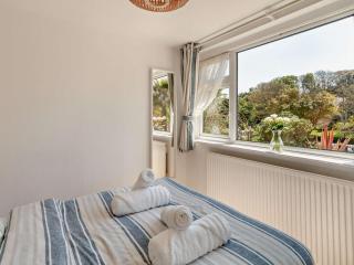 2 Bed in Ventnor 94704 - 2