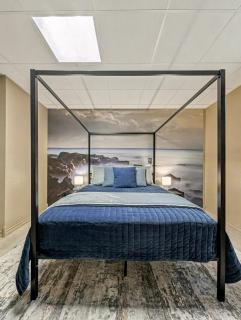 Twilight Hollow - Lakeview Retreat - Sleeps 24 - 8