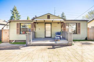 Dopamine Design 3BR 2025 Remodel & Kids Zone - 6