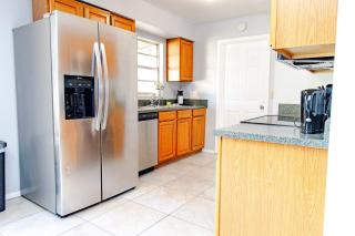 Brand NewPainted Vacation Hse NrUCF PetsOK Fenced - 3