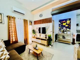 Bloomstone 2BR Family Suite in Gensan - 1