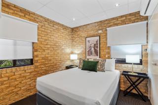 Quality Hotel Robertson Gardens - 7