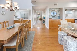 Villa by the Sea - 4