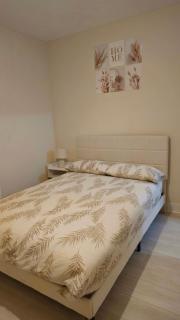 2 Bed Cottage Retreat in central location - 4