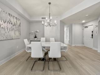 Modern & Spacious 3 Bedroom Retreat! - 4