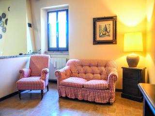Large apartment in a stone farmhouse - 5