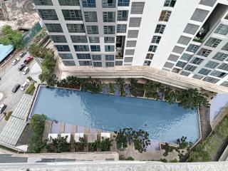 Robertson Cozy 3 Bedroom Family Suite with Netflix - 1