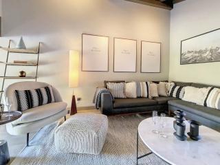 Chalet élégant avec accès pistes, Wifi, sauna et parking couvert - FR-1-344-894 - 9