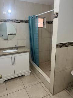 comfortable 3bedroom townhouse - 8