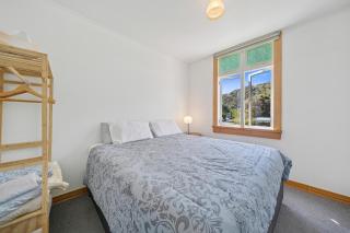 Bellbird House - Paekakariki Holiday Home - 4