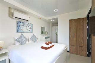 NaiHarn Sea Condo, Top floor, Mountain View - Nai Harn Beach - 2