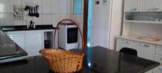 Casa confortável com churrasqueira, wifi e ar condicionado - Ubatuba - 1