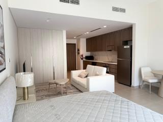 Yas golf collections - 3