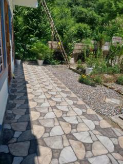 two goats fair travel - 2