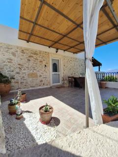 Eirini's Traditional House - 8