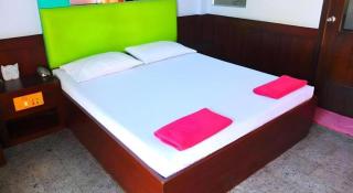 Picnic Sriracha Hotel - 1