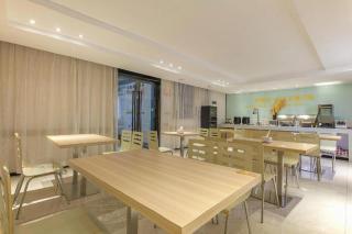 City Comfort Inn Hankou Railway Station Tangjiadun Wanda Plaza - 8