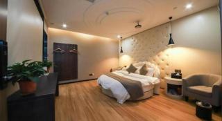 Shell Hotel Zhengzhou East High-Speed Railway Station Zhengdong Commerical Center - 8