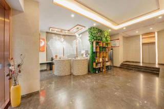 GreenTree Alliance Hotel Shenzhen Futian District Exhibition Center Jingtian Metro Station - 2
