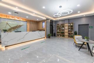 GreenTree Inn Express Zhangjiagang Hexing Town Shazhou Professional Institue of Technology - 8