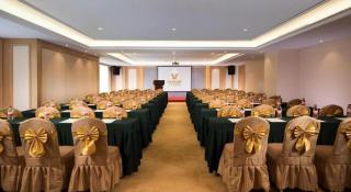 Vienna Hotel Zhengzhou East High-Speed Railway Station - 3