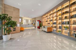 GreenTree Eastern Chongqing Yangjiaping Pedestrian Street Mixc Hotel - 2