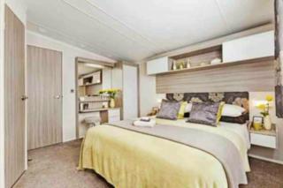 E68 Durdle Door Holiday Park - 7