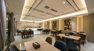 GreenTree Alliance Hotel Chongqing Nanping Wanda Plaza - 1