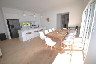 Luxury Coastal Retreat -14 Haynes Rd, Middleton - 6