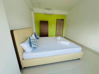 The Colombo Charm - 7