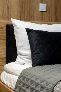 Klimatyzowane Studio dla Dwóch Osób Praca Zdalna by Noclegi Renters - 5