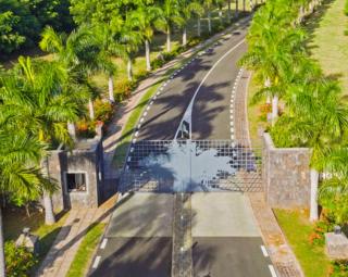 Royal Park Resort & Villas - 3