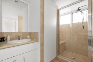 Kailoha Unit 8, 27 Canberra Tce, Kings Beach - 6