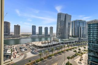 Beautiful Canal View Majestine Damac - 6