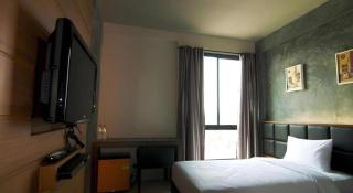 B2 Thippanate Boutique & Budget Hotel - 4