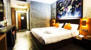 B2 Airport Boutique & Budget Hotel - 1
