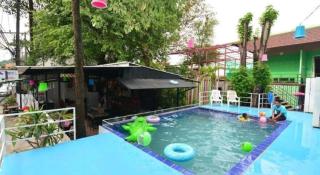 OYO 1163 Eden Hostel - 5