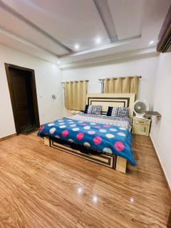 Comfort Stay Hub - 5