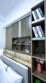 Light-Filled Studio with Serene Ambiance - 8