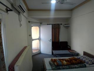 Capital City Hotel & Restaurant - 8