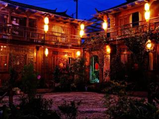 Lijiang Baisha Holiday Resort - 7