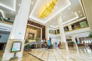 Qingdao Royal Garden Hotel - 8